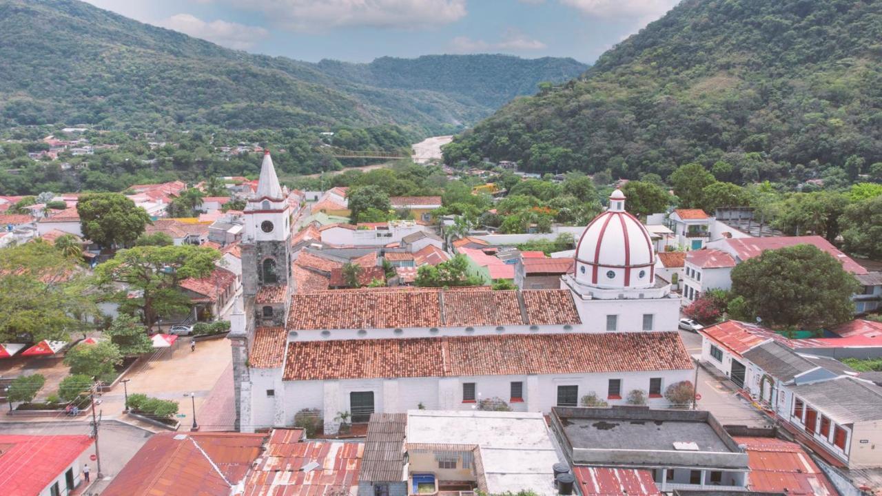 مبيت وإفطار هوندا Casa Amberes المظهر الخارجي الصورة
